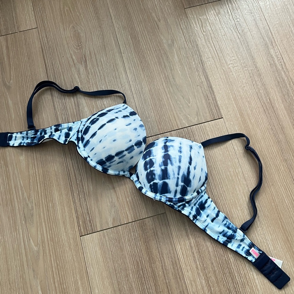 Wear Everywhere Push Up Bra 32b